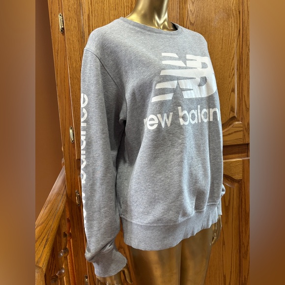 New Balance Gray Sweater - Picture 4 of 8